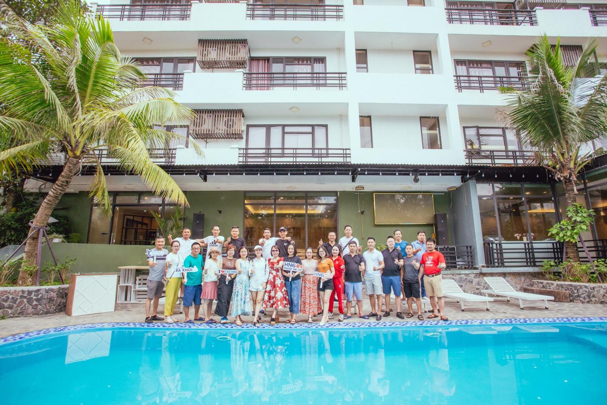 Republic Hostel Cat Ba Xuan Dam Екстер'єр фото